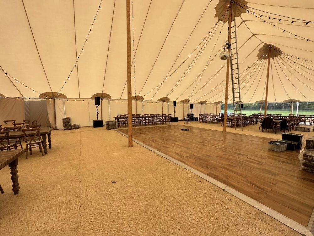 Piste de Danse en Bois Chêne Miel