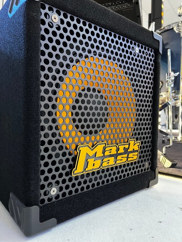 Bass Guitar Amps & Bass Heads