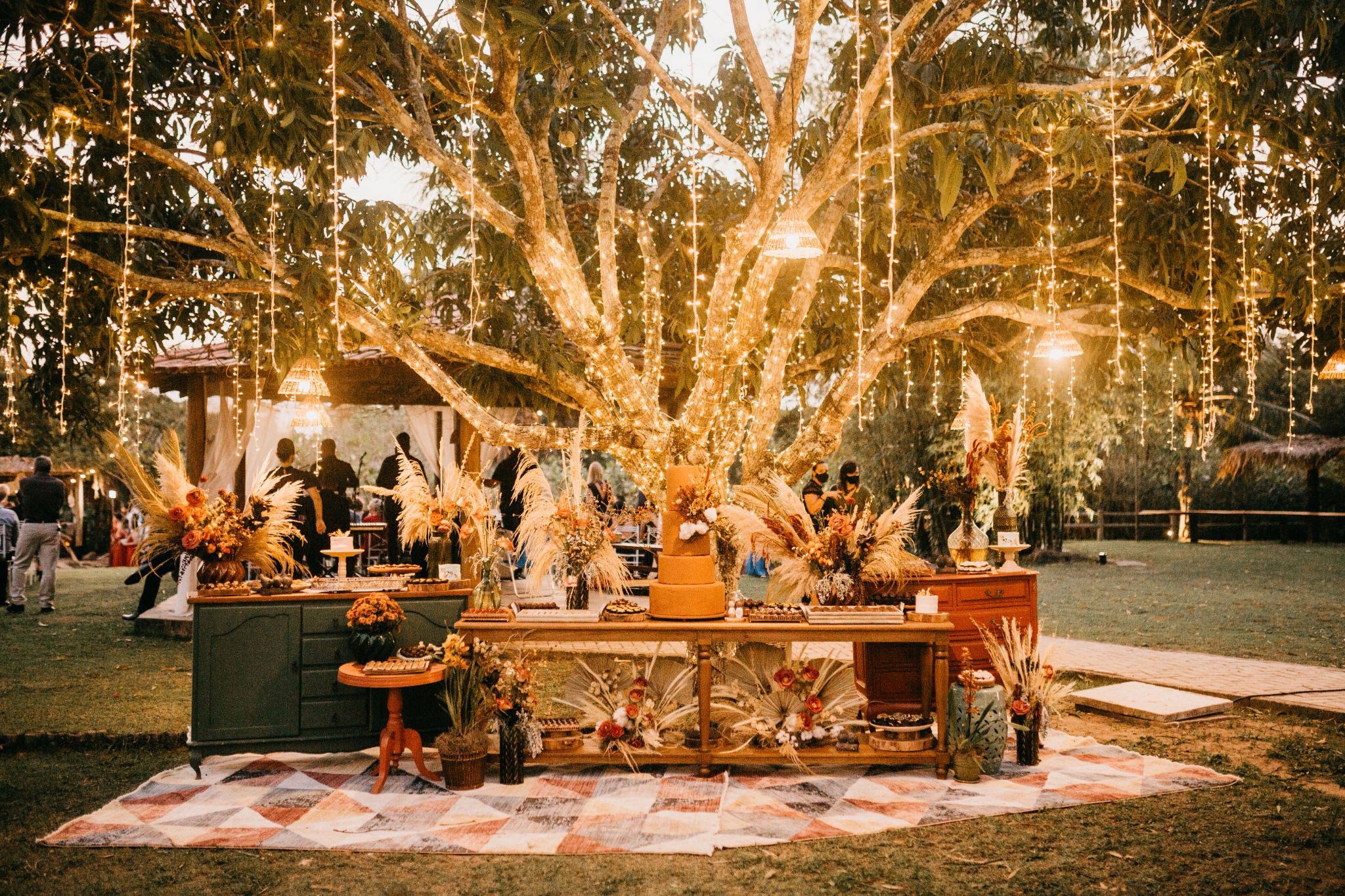 string lights and projectors for outdoor wedding lighting